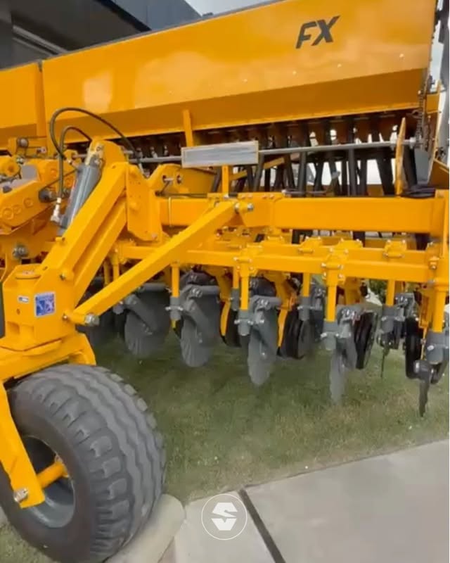 Sembradora Agrometal grano fino